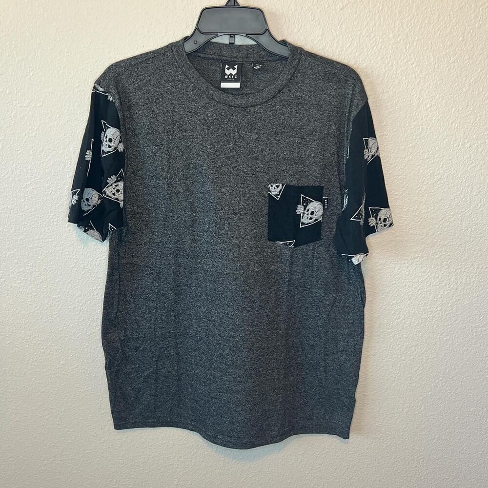 WXYZ Gray/Black Graphic Sleeve TShirt Size Large